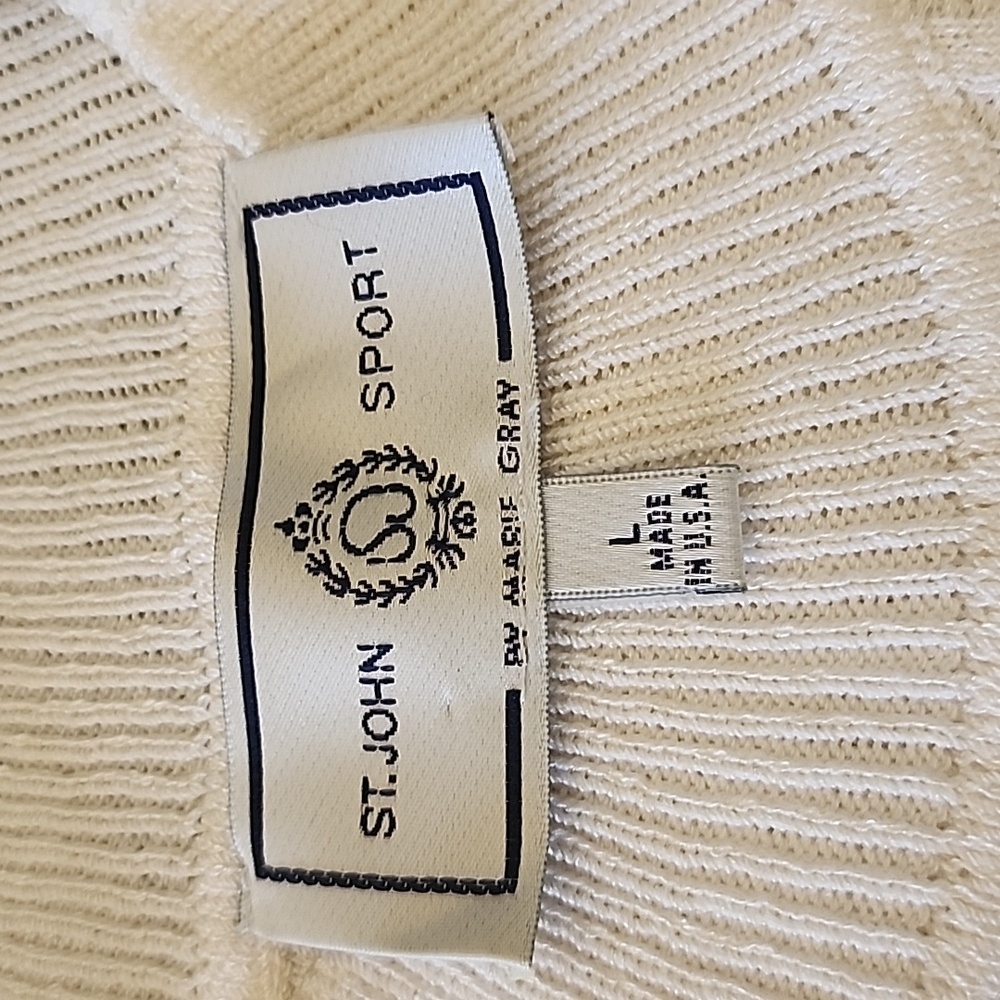 St John Sport Ribbed top, Size L